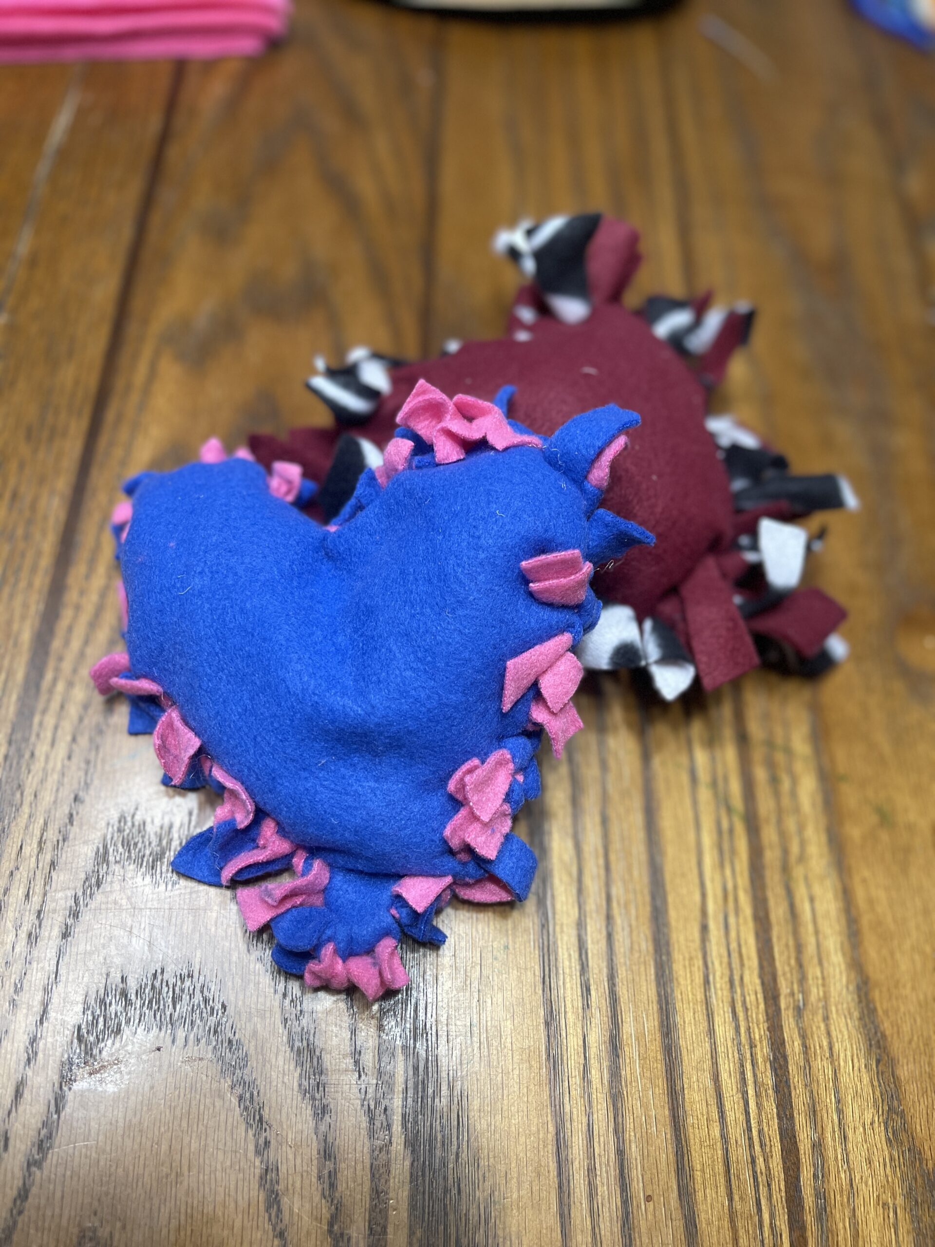 Tween & Teen Craft Class No Sew Pillows - 2/12/25 (Ages 11-16)